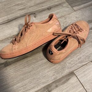 Puma x Mac Cosmetics Blush Suede Casual Shoes